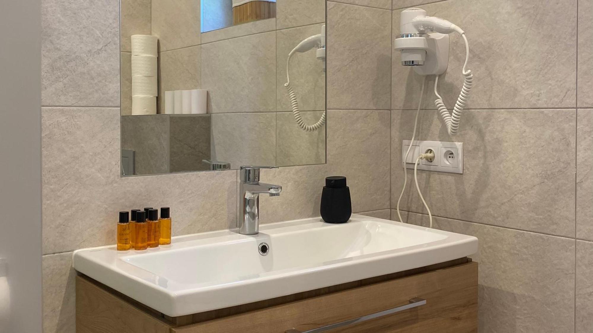 Apartamenty Fredry Lesko Luaran gambar